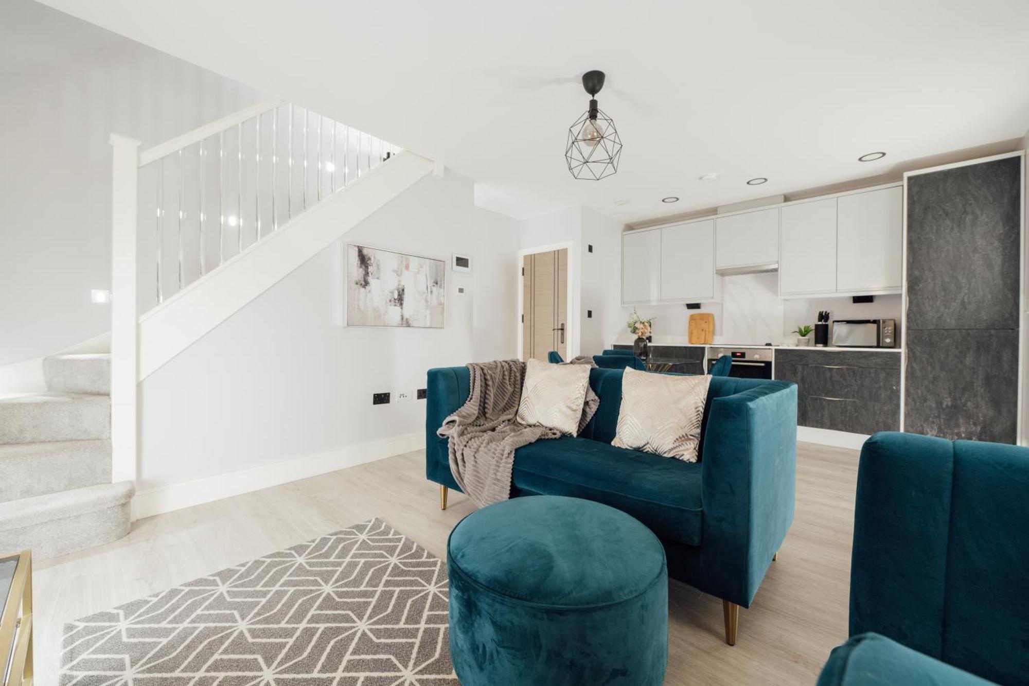 Inviting 2 Bedroom House In Dorking Esterno foto