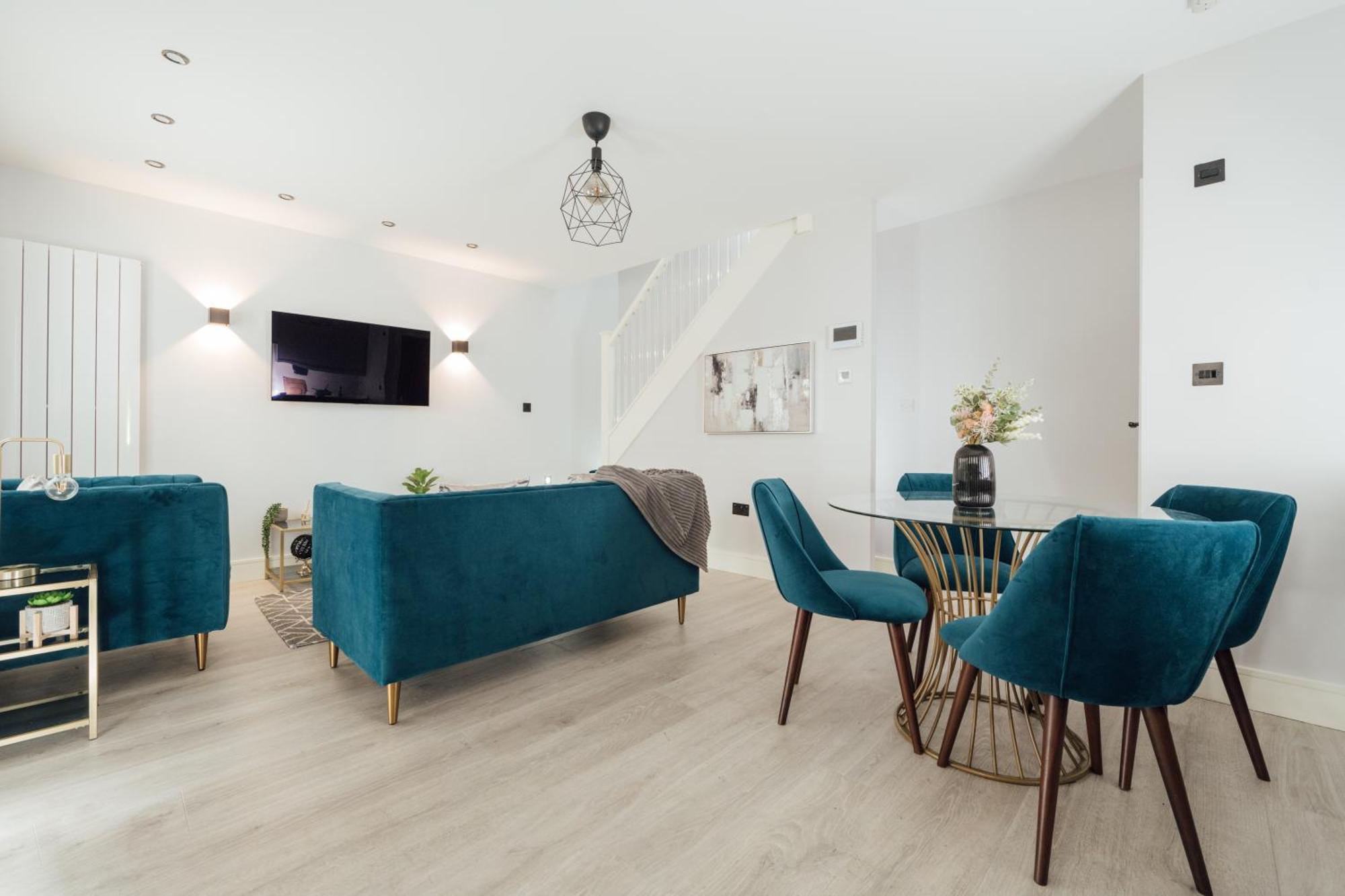 Inviting 2 Bedroom House In Dorking Esterno foto