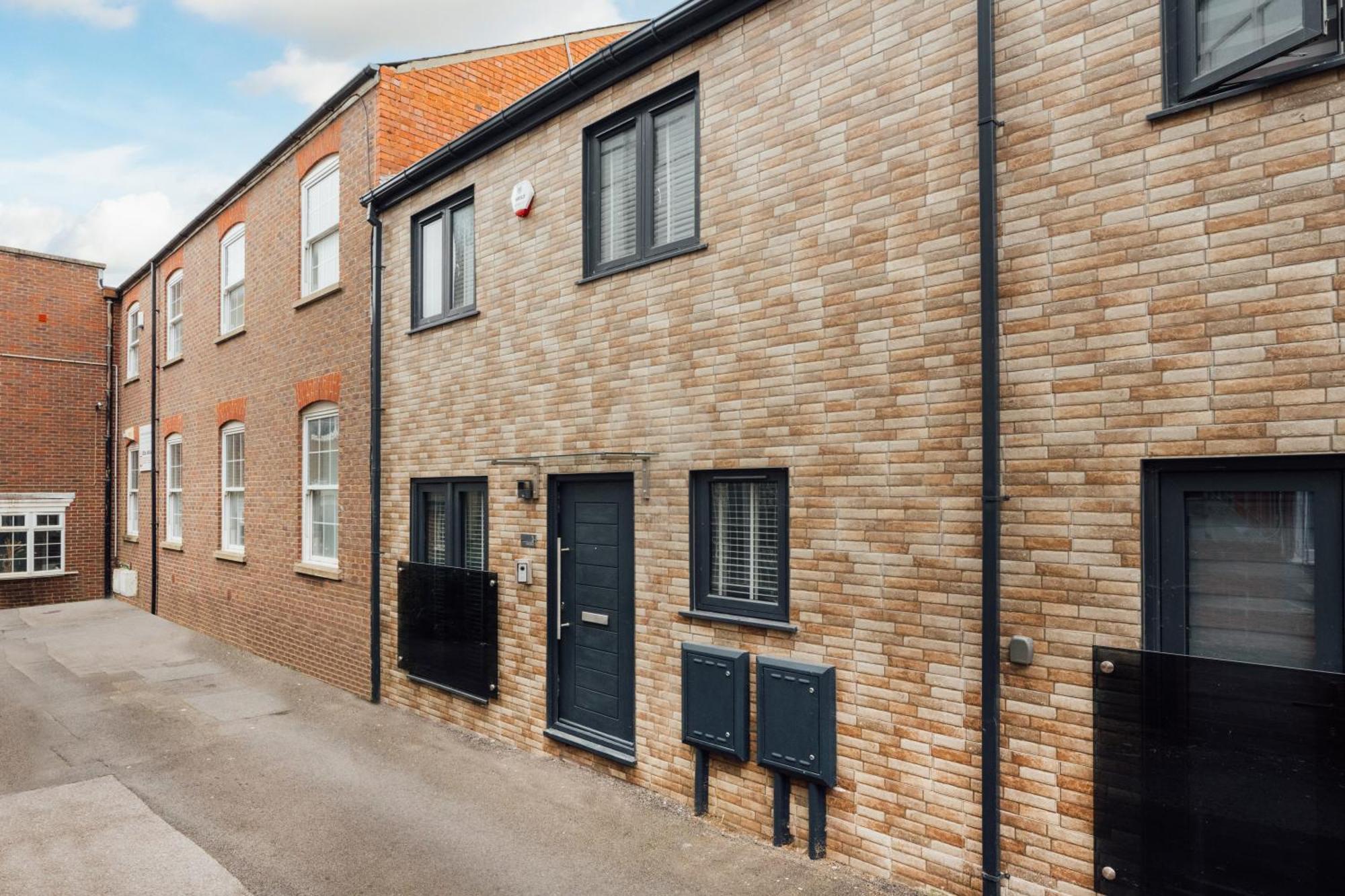 Inviting 2 Bedroom House In Dorking Esterno foto